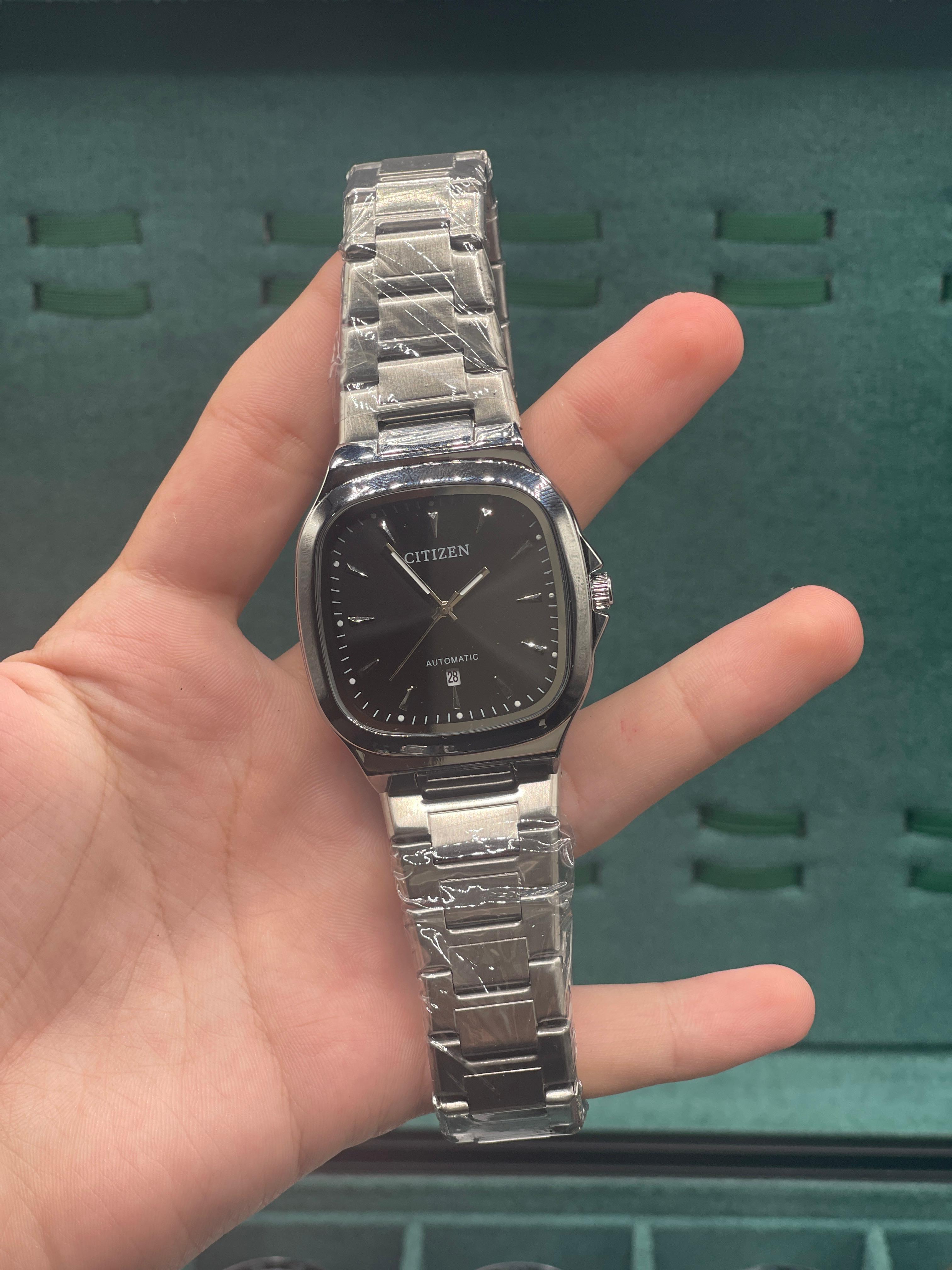 CTN The "Monochrome Square" — All-Black Dial + Steel Chain Clean Boy Watch