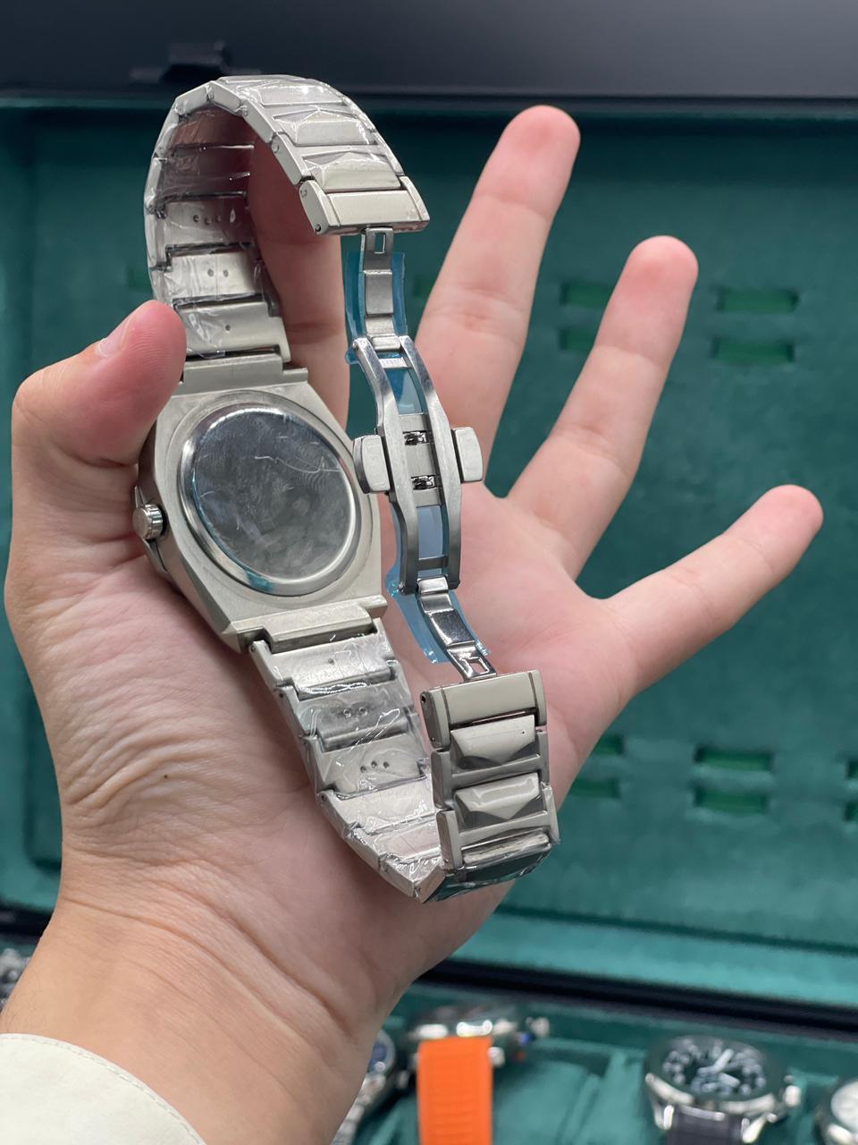HB Silver Chain With White Plain Dial Watch