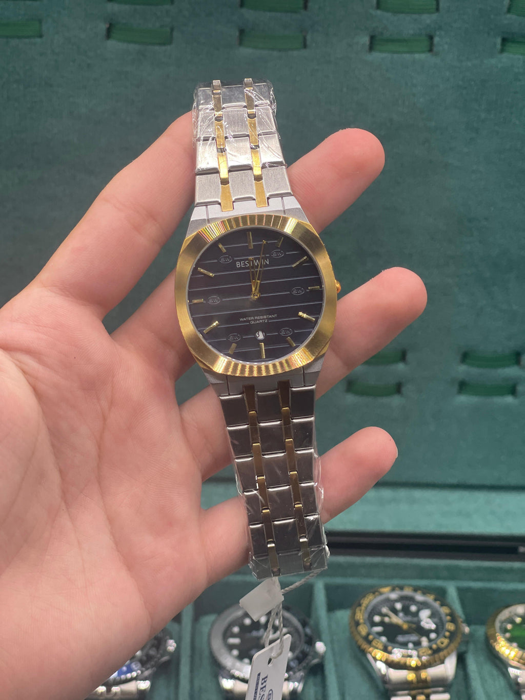 BTW Two-Tone Luxury Dress Watch with Black Textured Dial, Gold Fluted Bezel, and Integrated Bracelet