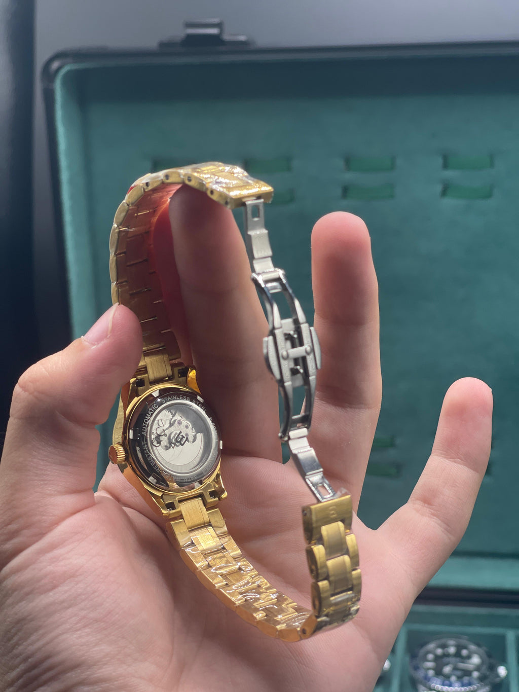WM  Ladies Gold Black Dial Watch — Diamond Hour Markers + Slim Bracelet Luxury Gift Edition